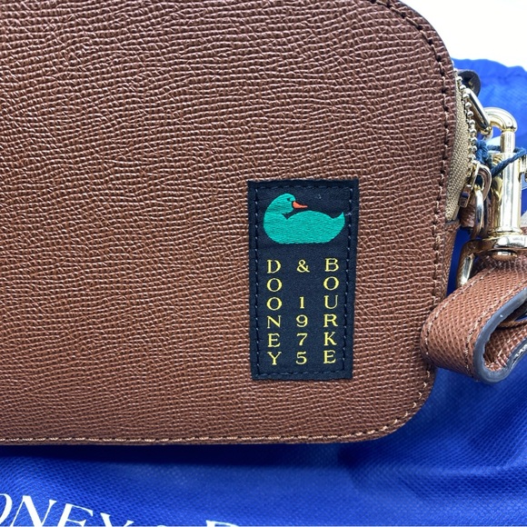 Dooney & Bourke Alpine Ambler 20 Camel Crossbody Pebble Leather BALPN2527CMCM - Picture 10 of 10